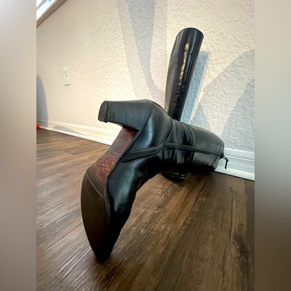 Salvatore Ferragamo knee high boots - Picture 9 of 11